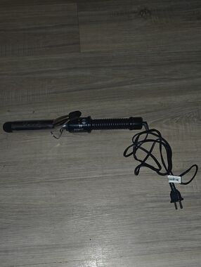 Black Conair Curling Iron with Clamp